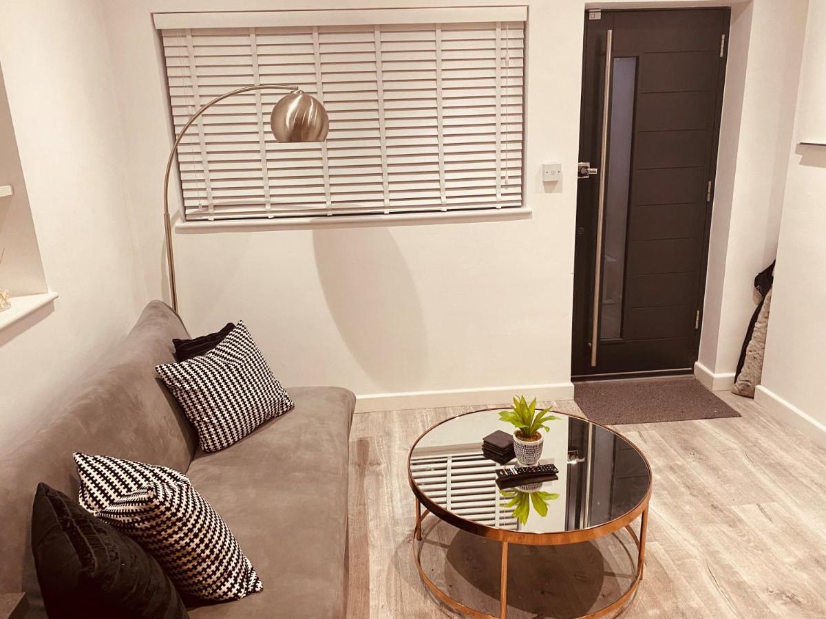 Modern 1 Bed Flat In The Heart Of Hackney London Exterior photo